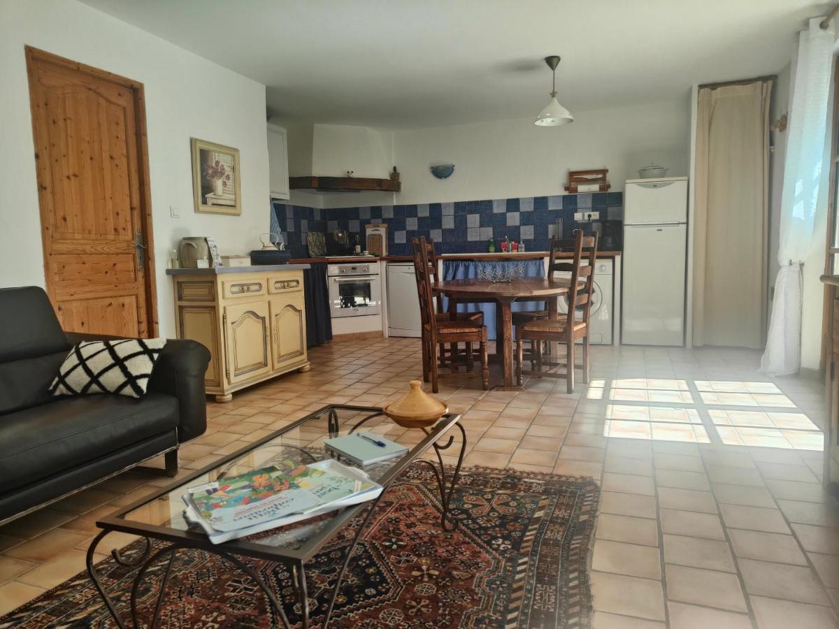 Domaine Bellavigne Gites Et Spa Forcalquier Dış mekan fotoğraf