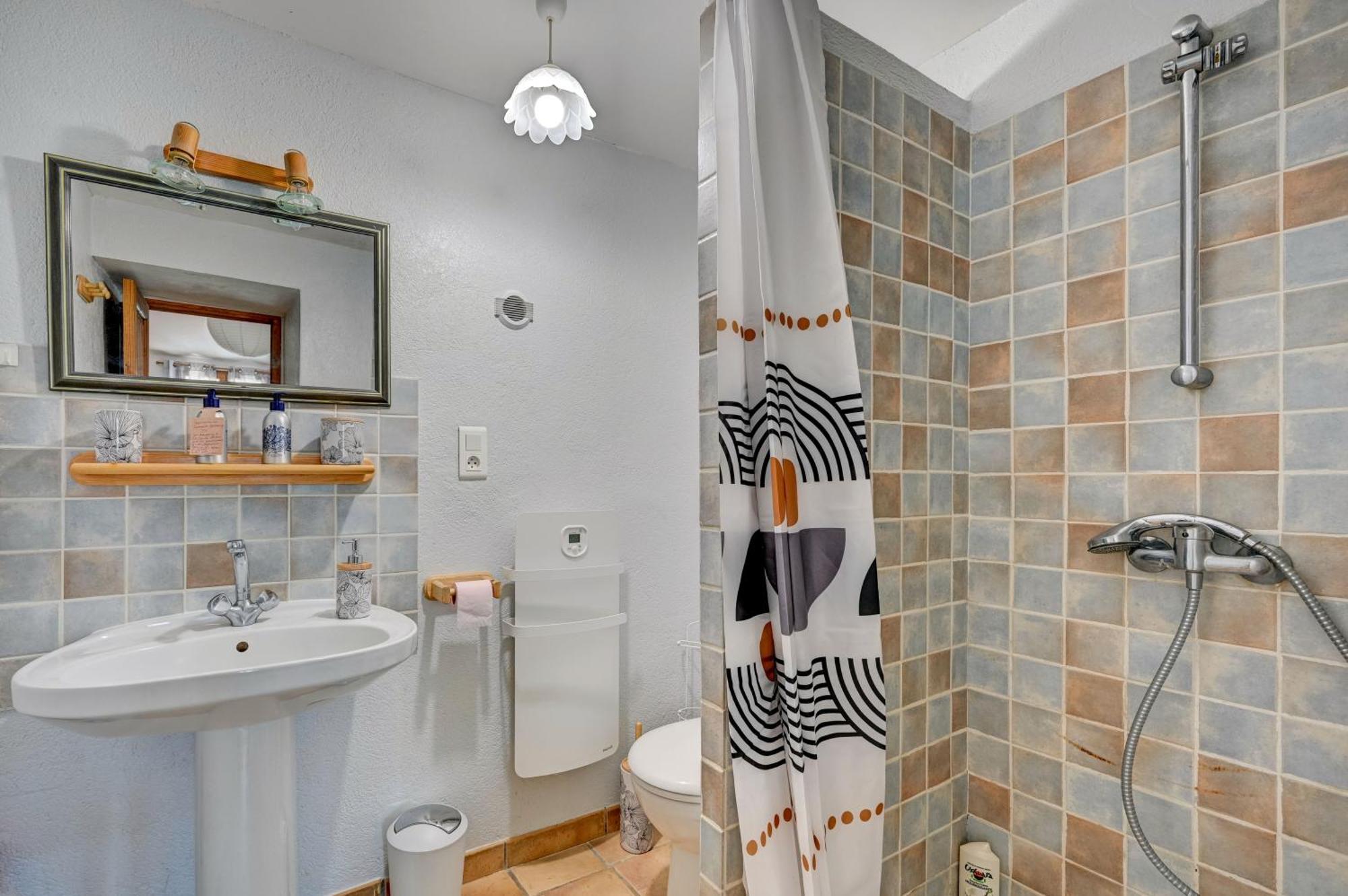 Domaine Bellavigne Gites Et Spa Forcalquier Dış mekan fotoğraf